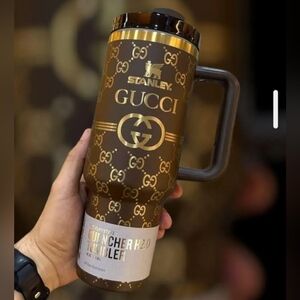 Tumbler 40 oz New in Box Comes with Straw for All Your Drinks